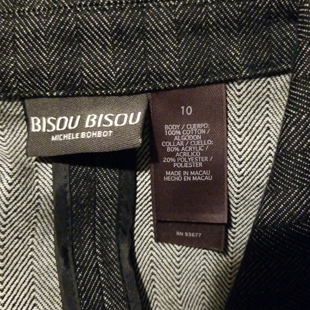 Business Suit View 6